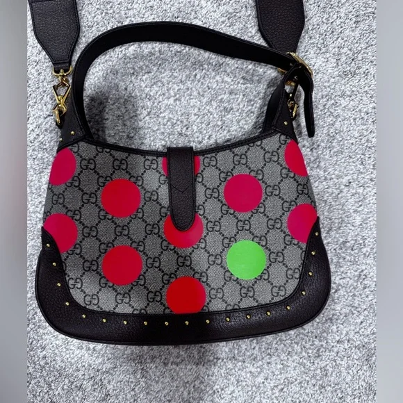 Gucci Geometric GG Supreme Canvas Jackie 1961 Small Studded Shoulder Bag - Picture 4 of 16